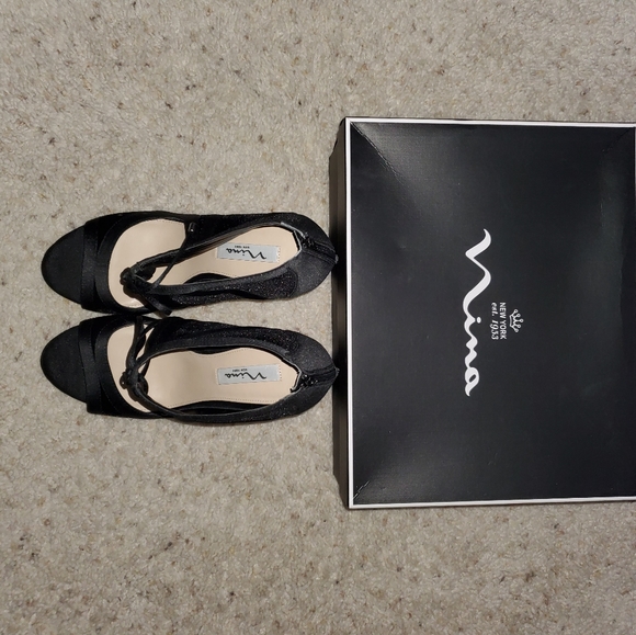 Nina women's shoe - Picture 4 of 8